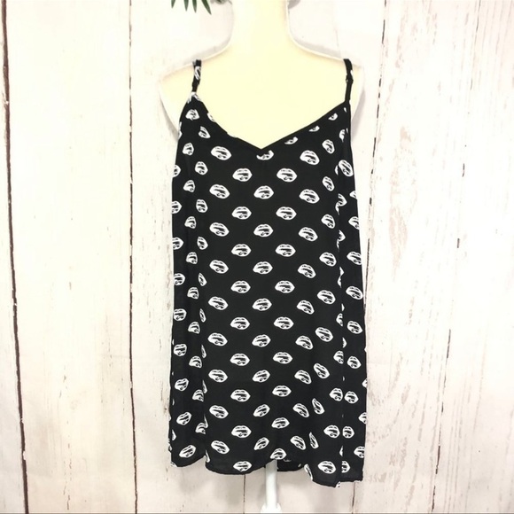 torrid Tops - TORRID SLEEVELESS CHIFFON BLACK BLOUSE SIZE plus 3